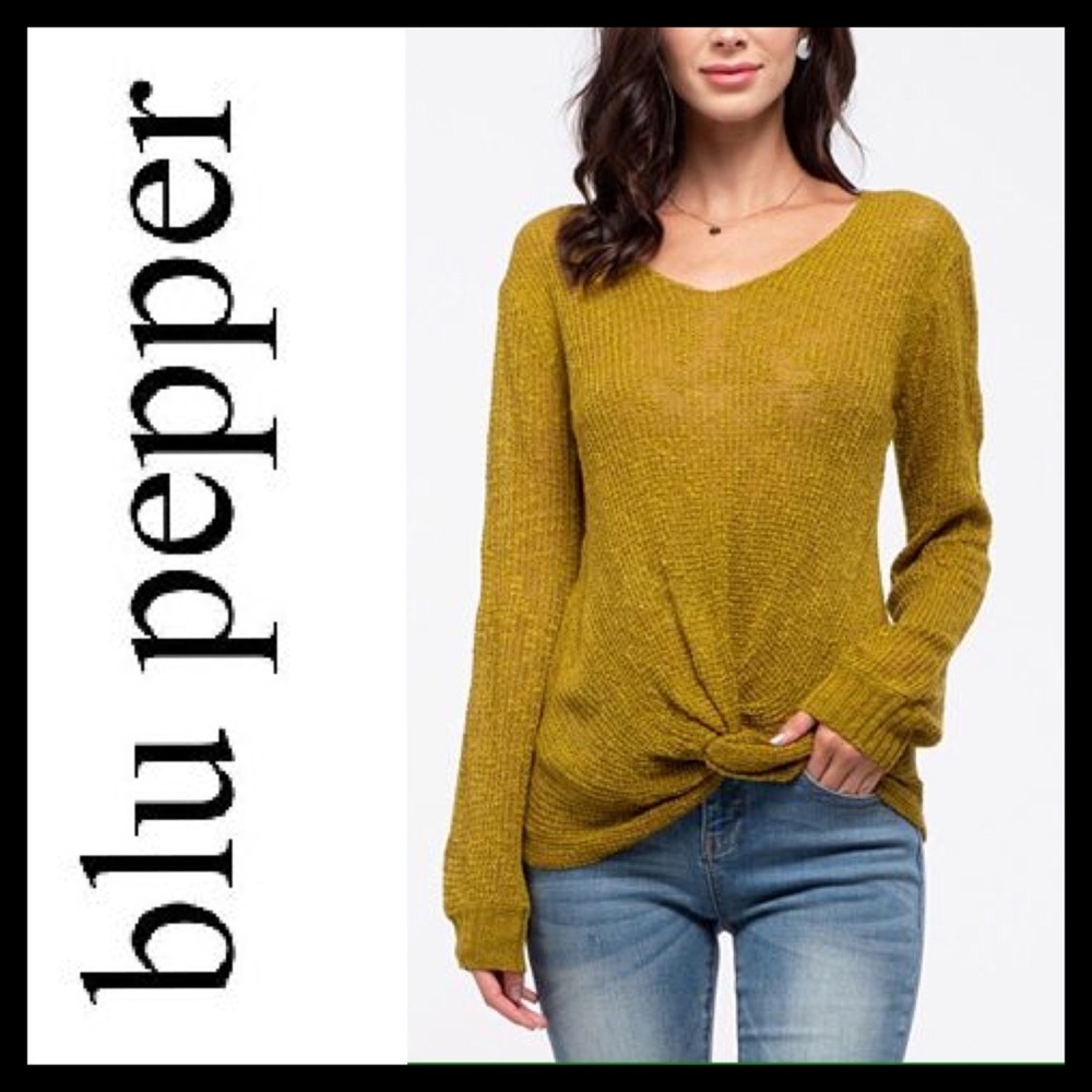 Blu Pepper Twist-Front Knit Sweater Kiwi - Picture 1 of 4